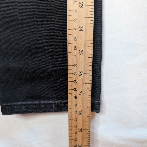 24. Nwt Calvin Klein Women's Gray Jeans - Picture 4 of 5